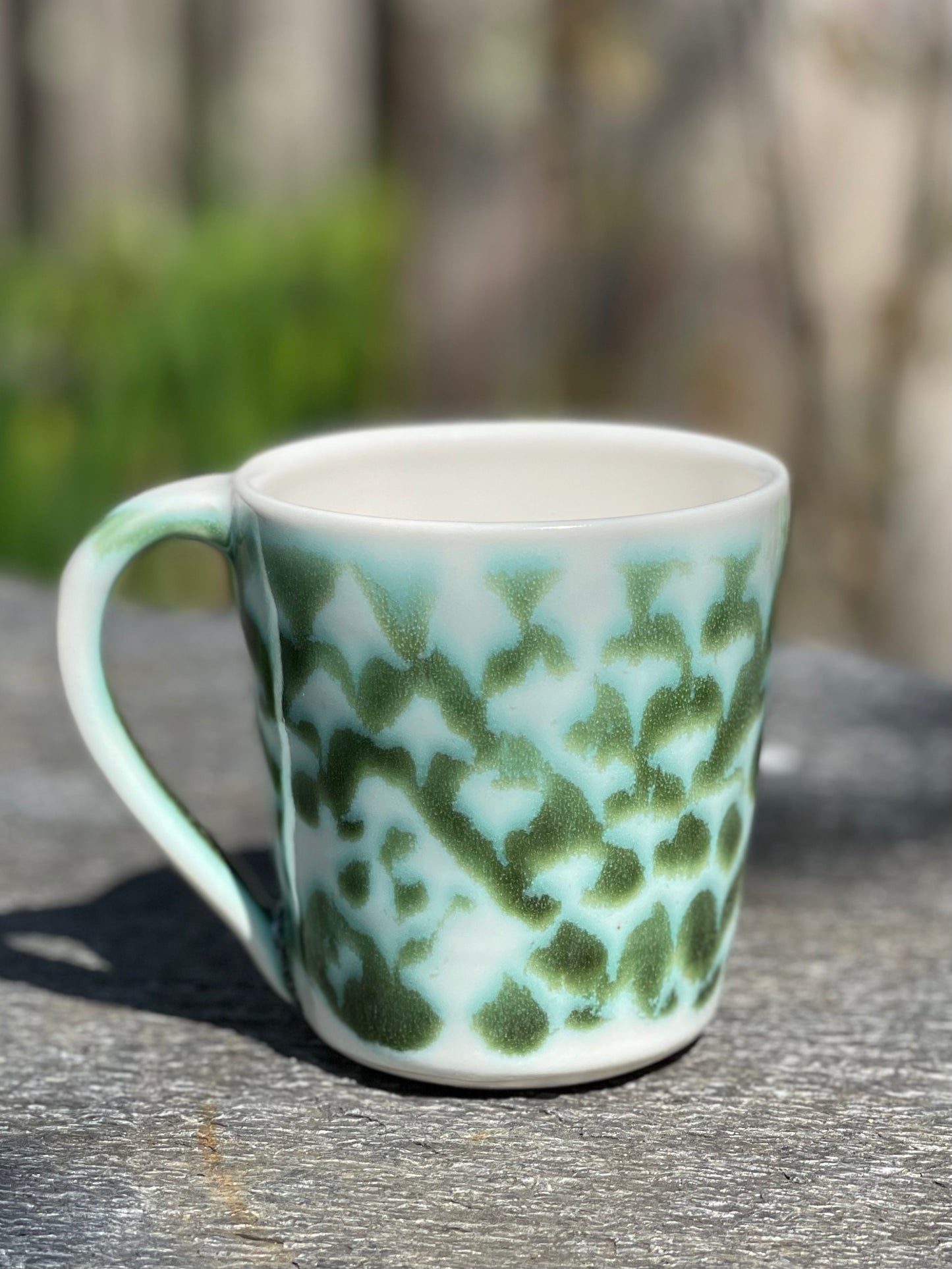 Porcelain Teacup (8 oz), Diamonds Pattern, with Flower Tea
